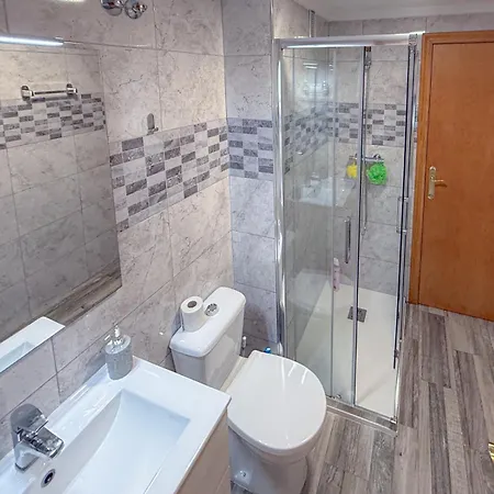 Elena Cosy